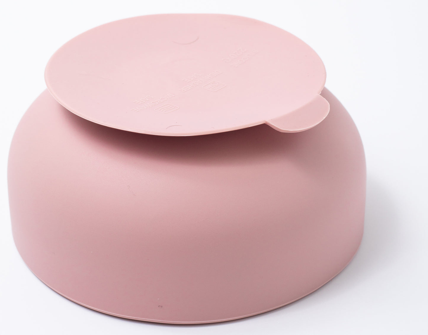 silicon round bowl in pink color for babies