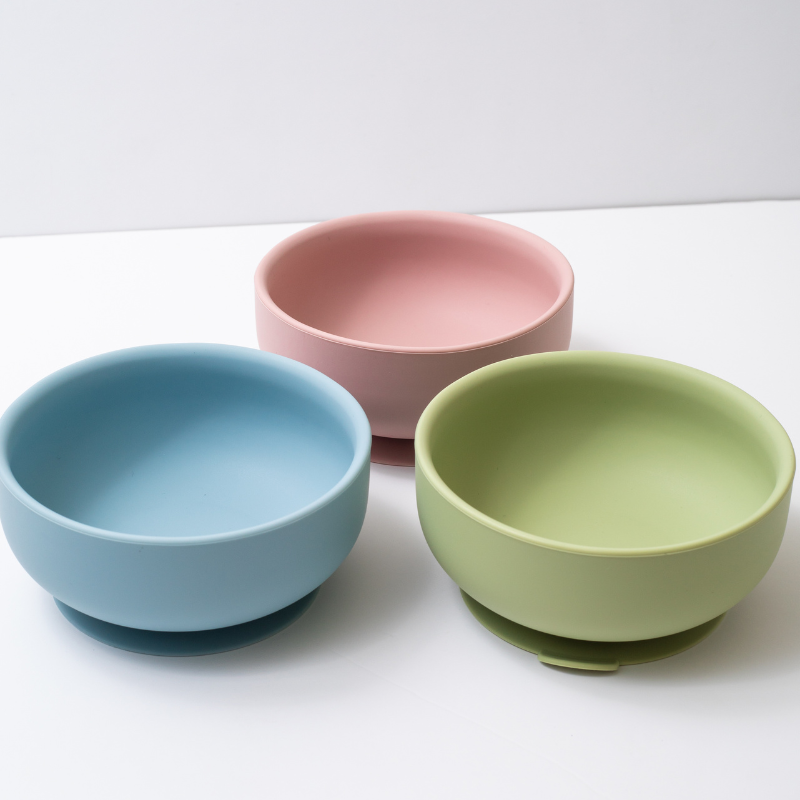 silicon round bowl in green pink and blue color