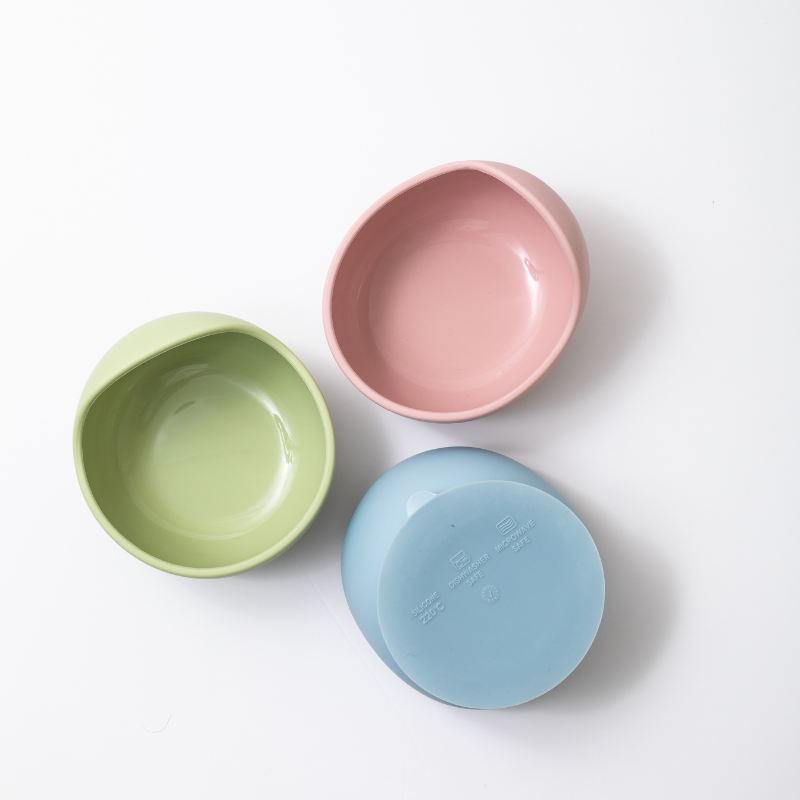 silicon weaning bowls of 3 pieces in blue green and pink color