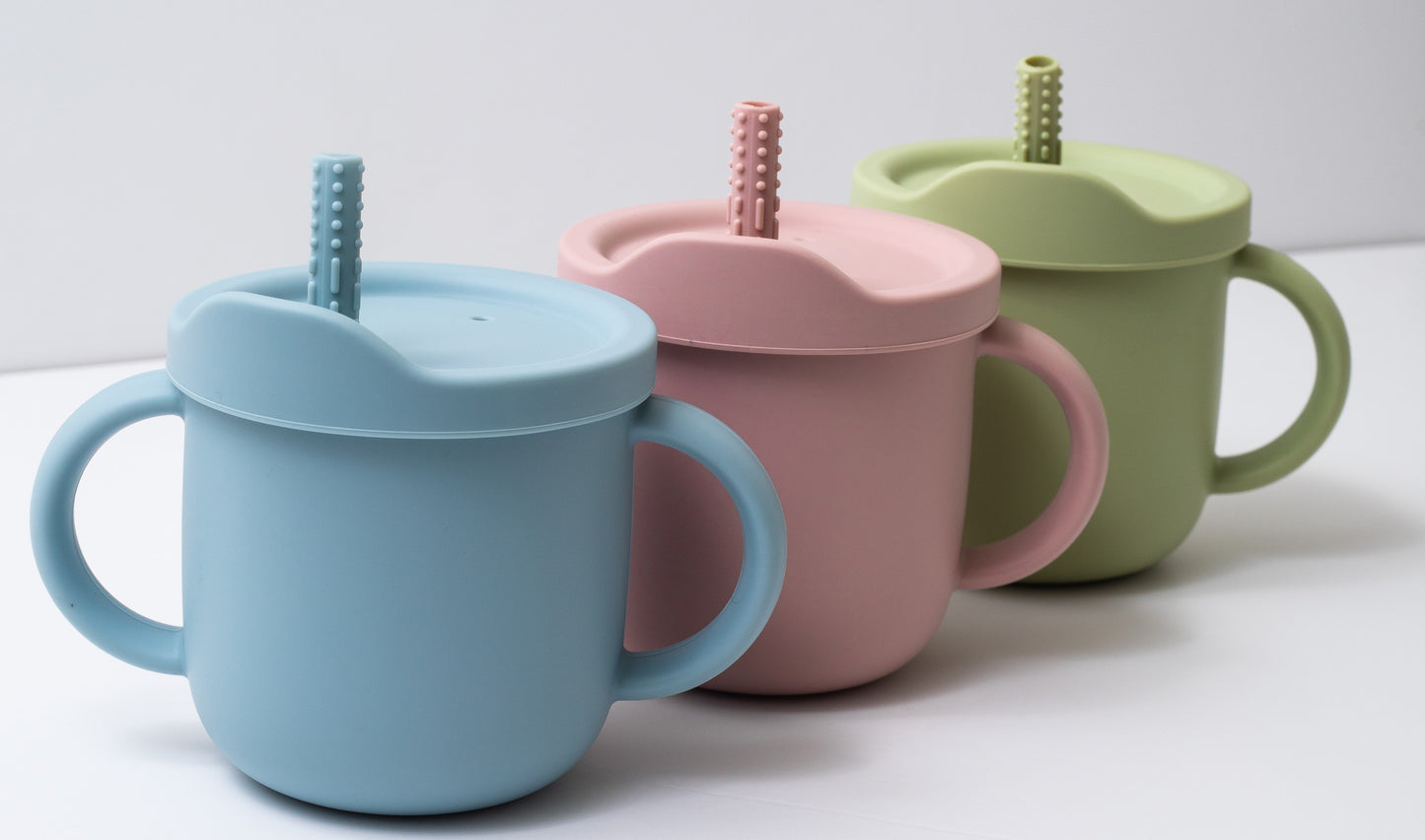 Silicon Feeding Set for babies 3 in 1 Sippy Cups in pink Blue and Green Color