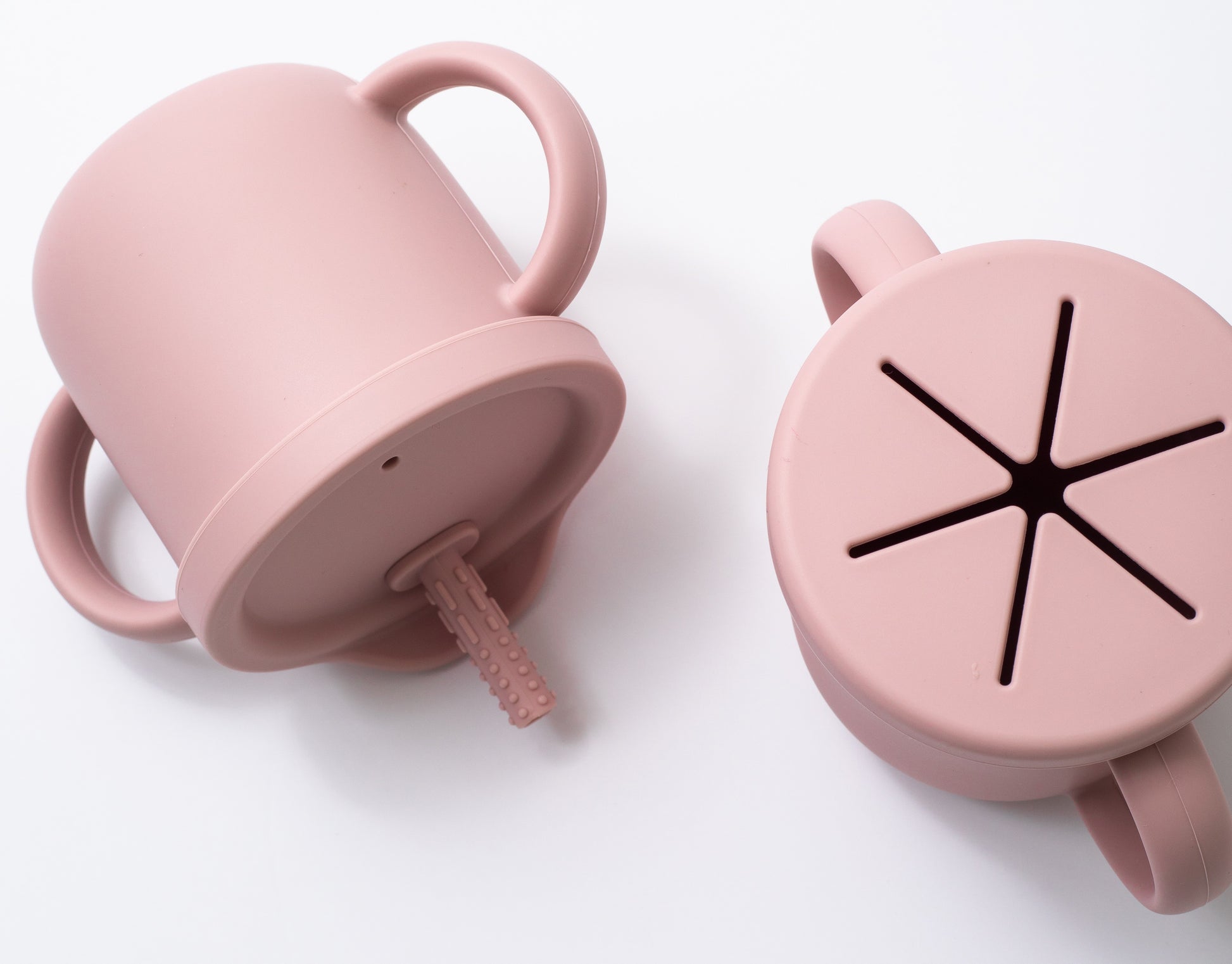 silicon sippy cup and snack cup in pink color